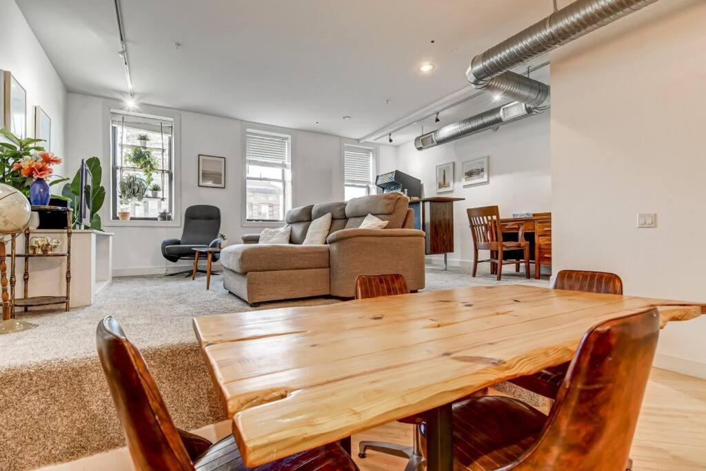 Lovely 2-Bedroom Unit In Springfield Esterno foto
